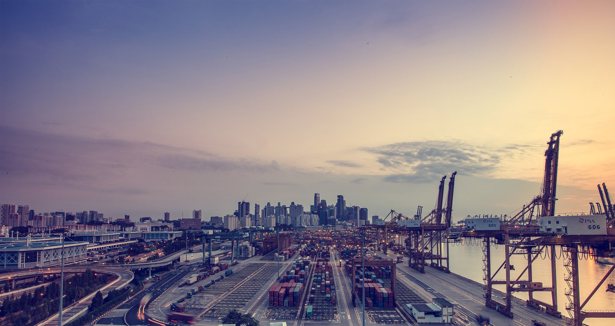 現(xiàn) 代 化 管 理 水 平  ·  高 新 技 術 研 發(fā)